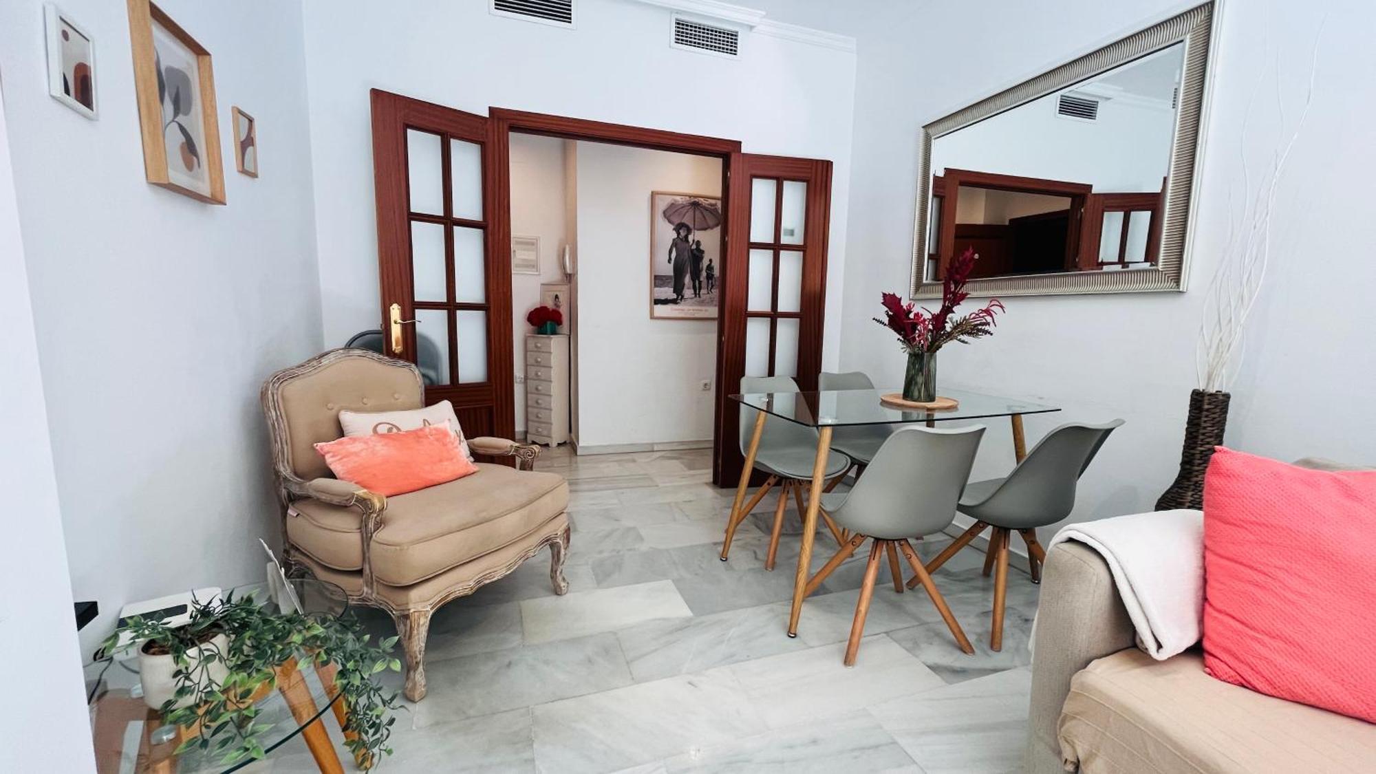 Homely Malaga Atarazanas Экстерьер фото