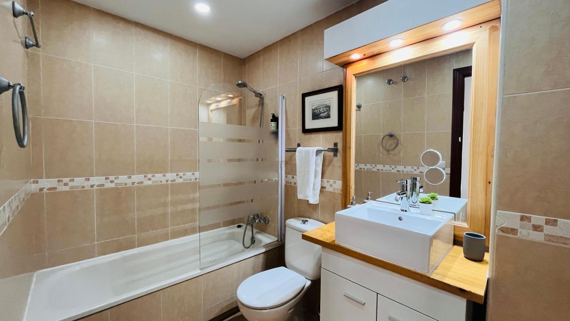 Homely Malaga Atarazanas Экстерьер фото